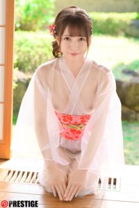 野々浦暖 下から目線で美顔にザーメンを受ける