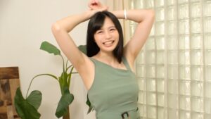 セレブ妻りあの欲求不満！乗馬マシンから中出し3連射