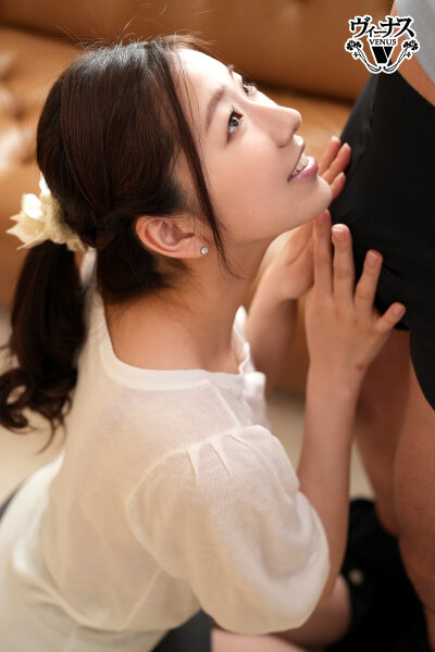 昼ランチで行く会社近くのカフェで働くパート妻はエロ女神 美味しそうに咥えるザーメン大好きフェラ 激オナ連続アクメ 結婚しているのに生ハメ中出しを求めてきた―。 七原さゆのサンプル画像8